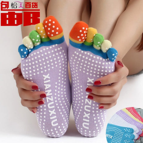 Barre/Yoga/Pilates Non-Slip Five-Toe Socks in fresh pastel colors