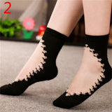 Very Chic Women's Flower Lace Socks
